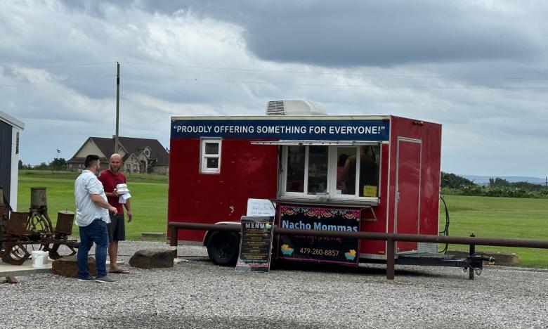 Nacho Mommas food truck outside of Pridgin Family Brewery