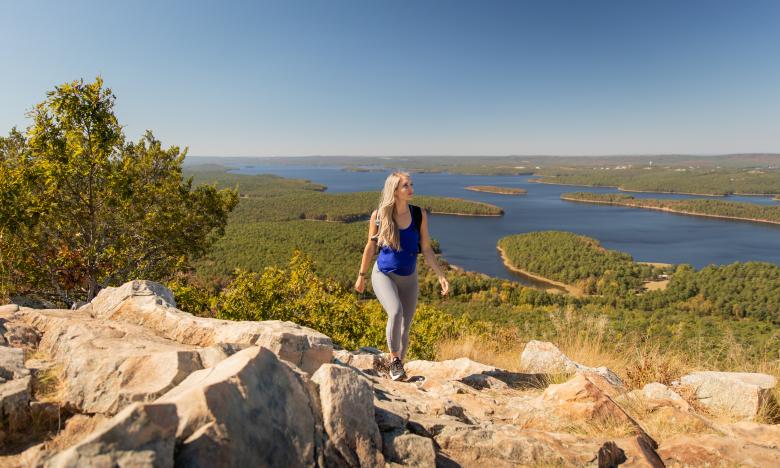 Hiking at Pinnacle Mountain State Park